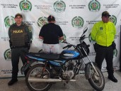 Mujer capturada por los delitos de receptación y falsedad marcaria