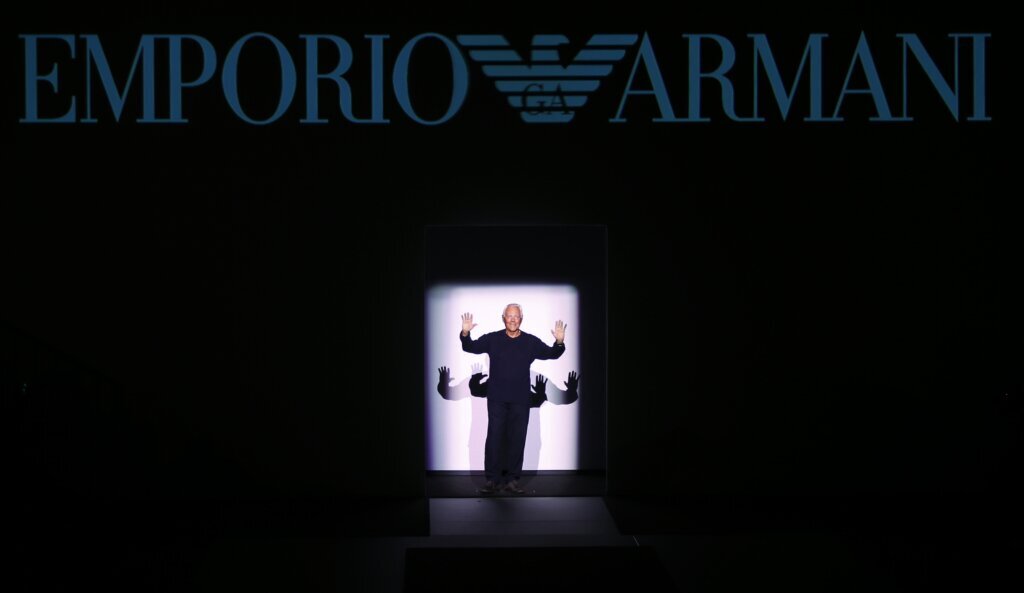 Julia Roberts, Anna Wintour, Ralph Lauren and more pay tribute to Giorgio Armani