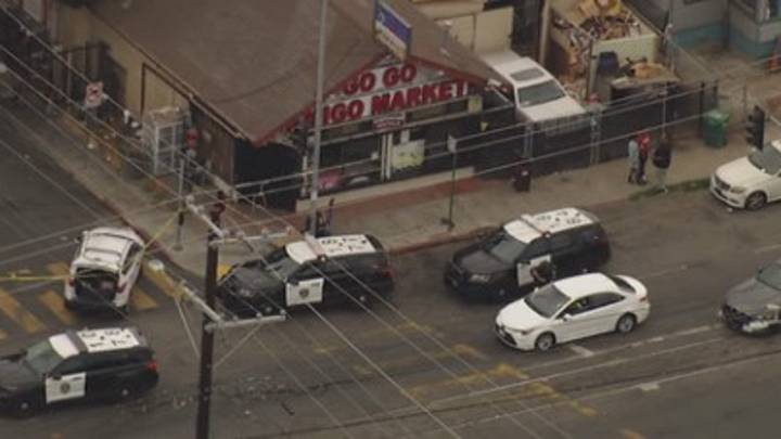 Live: Oakland police swarm neighborhood outside liquor store