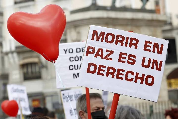 Un hombre que había sobrevivido a un ataque de sicarios accede a la eutanasia en Ecuador