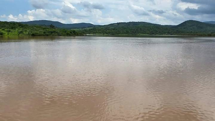Presa de Urepetiro al 100% de su capacidad, asegura titular del riego de la región
