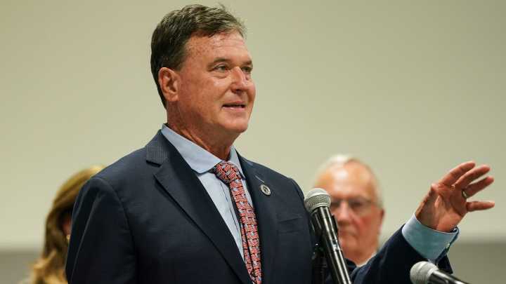1A experts denounce AG after call to publicize teachers' Kirk comments