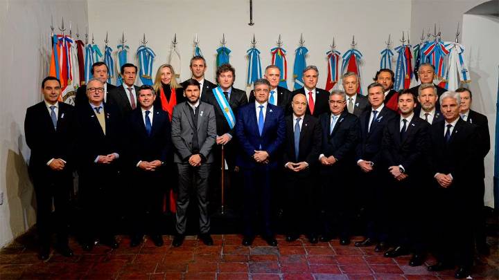 Milei convoca al diálogo, pero los gobernadores exigen cambios y fondos
