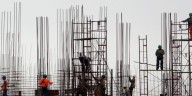 Más de 8.800 proyectos de infraestructura en Perú sufren demoras críticas: ¿Qué buenas prácticas pueden mejorar su ejecución?