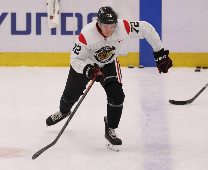 Alex Vlasic: Chicago Blackhawks defenseman sidelined by cut