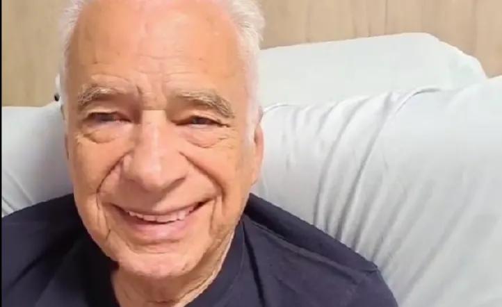 Le colocaron un stent de urgencia a Alberto Cormillot tras sentir un fuerte dolor en el pecho: “Nos asustamos”