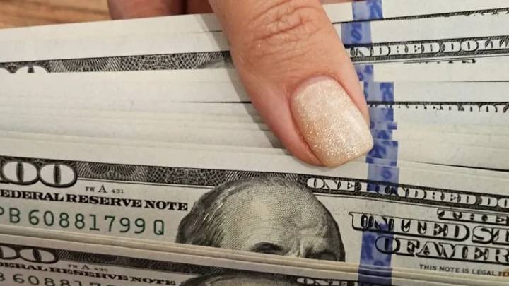 El dólar subió casi $100 en la semana posterior a la derrota electoral del Gobierno