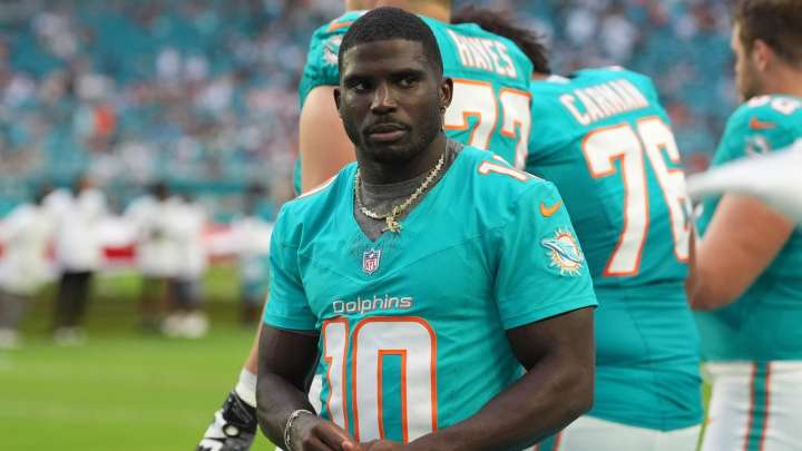Tyreek Hill sent clear message by Miami Dolphins teammate after 2025 NFL season captain decision is announced