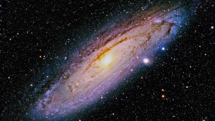 See Breathtaking Images of Milky Way's ‘Largest Star