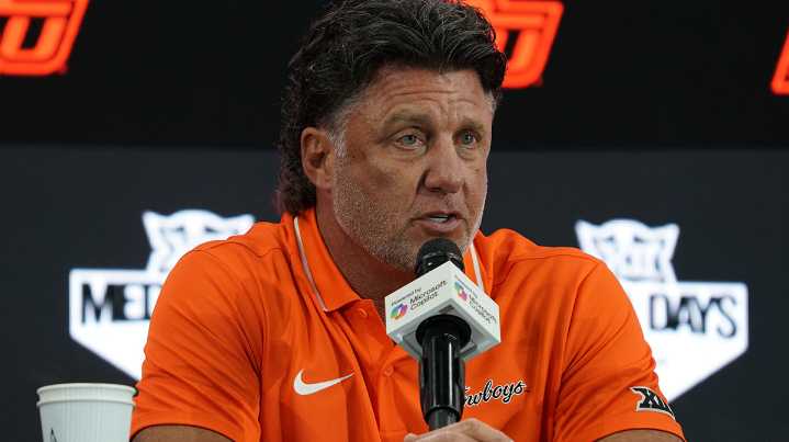 Oklahoma State football announces interim coach after Mike Gundy firing