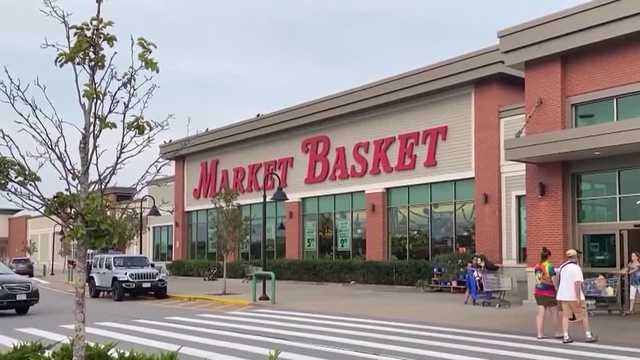 Market Basket announces new interim CEO after firing Arthur T. Demoulas