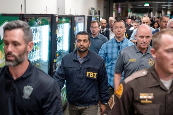 Suspect wrote note threatening Kirk, tied to scene by DNA, FBI director says