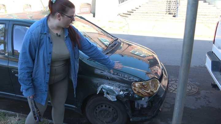 Ahead of UBCM, Victoria resident grapples with street issues after her car catches fire