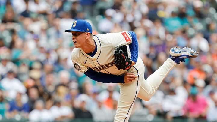 Roster Moves: Seattle Mariners recall reliever, DFA another