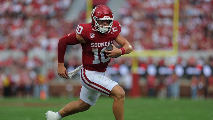 The QB Trust Meter: College quarterbacks who are thriving, flailing and everything in between