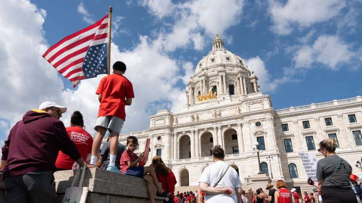 Special session talks over Minnesota gun laws falter