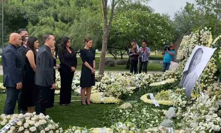 Rinden homenaje al alcalde Mauricio Fernández Garza en San Pedro Garza García