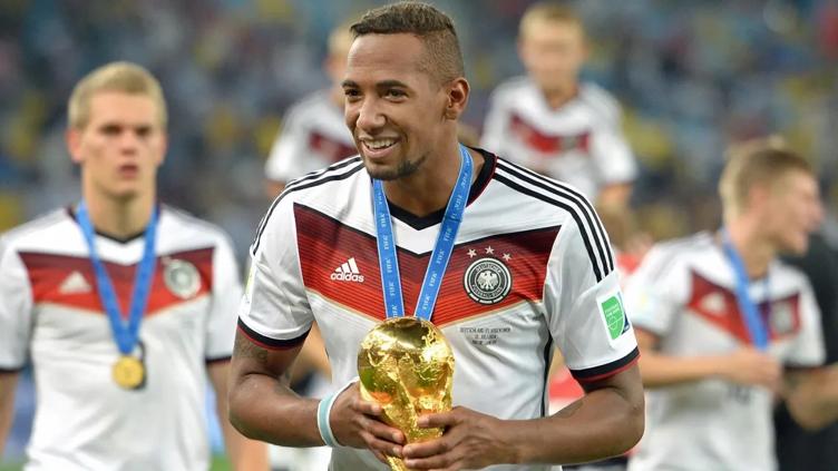 Anunció Jérôme Boateng su retiro