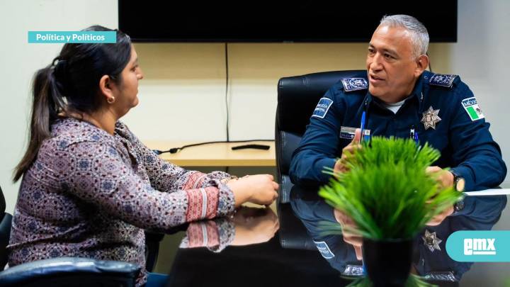 ALEJANDRO MONREAL NORIEGA...cumplen pago de finiquito a viuda de policía