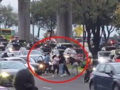 VIDEO: Se arma pelea campal en pleno Periférico tras incidente vial