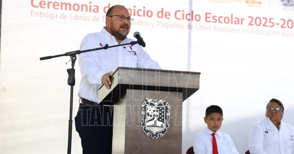 Arranca secretario general de Gobierno ciclo escolar 2025
