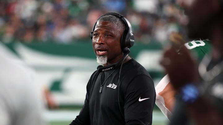 Looking at the NFL's longest playoff droughts entering the 2025 season