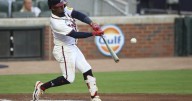 Braves second baseman Ozzie Albies leaves game vs. Nationals with apparent hand or wrist injury