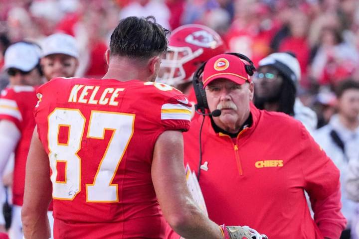 Chiefs' Travis Kelce says heated exchange with Andy Reid vs. Giants is no big deal: 'I love that guy'