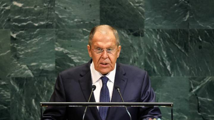 Lavrov advierte a la OTAN y a la Unión Europea: "Cualquier agresión contra Rusia tendrá una respuesta decisiva"