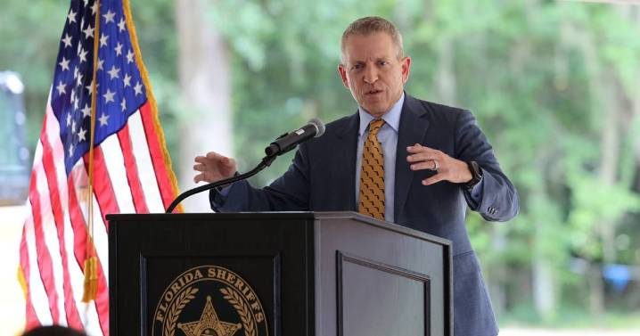 Exlíder del Congreso de Florida confirma candidatura a gobernador para 2026