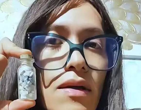 Niño de 9 años regala uranio a Insulini