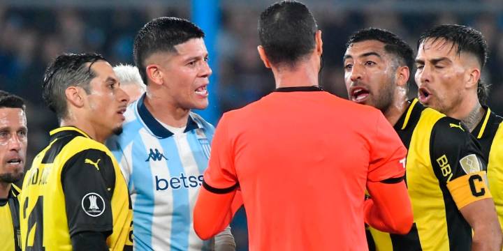 Pésimas noticias para Racing: Marcos Rojo fue sancionado con dos partidos y se perderá la serie contra Vélez por Libertadores