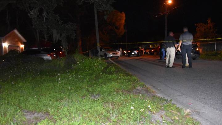 Bradenton police investigating homicide after woman dies at scene of crash