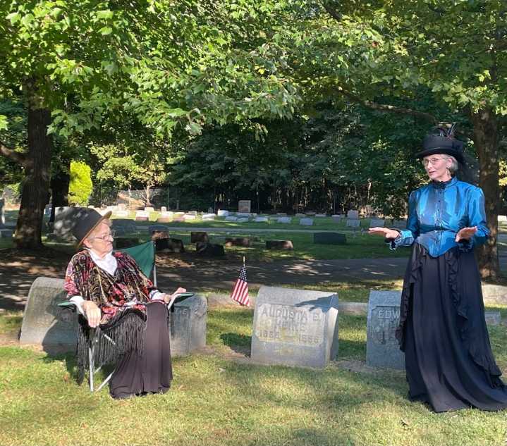 ‘Heroes and Villains’ portrayed during Crocker House Cemetery Walk