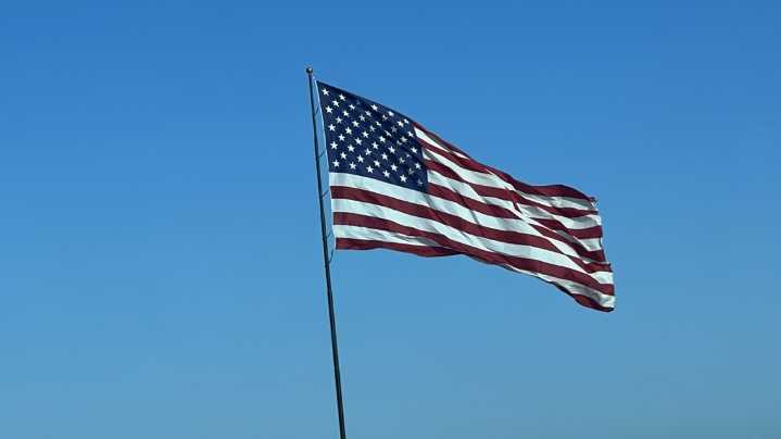 When can the president order the US flags to be flown at half staff?