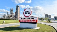 La tensión financiera argentina profundiza la caída de las acciones de Loma Negra y complica la venta de la cementera