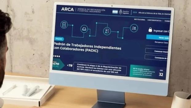 La recaudación tributaria cayó en agosto 2,4% en términos reales
