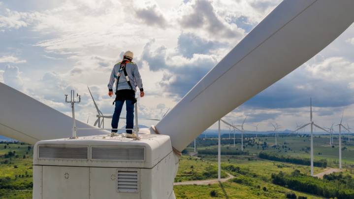 Trump launches attack on offshore wind
