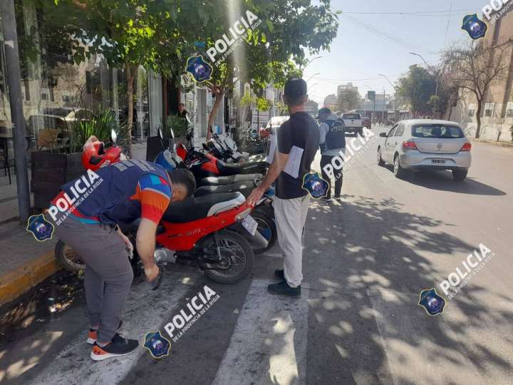 Detectan una moto con pedido de secuestro en un operativo