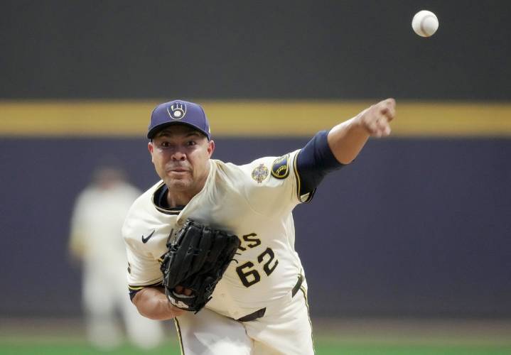 Deadspin | Playoff-contending Rangers open home series with MLB-leading Brewers