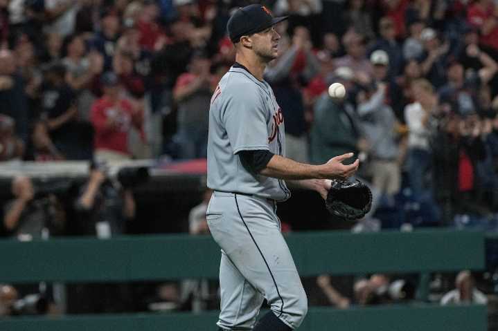 Tigers lose again to Guardians as AL Central hopes start to slip away
