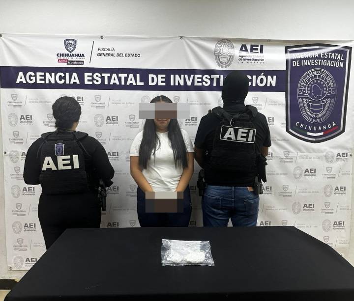 Arrestan a mujer con más de 100 dosis de cocaína en...