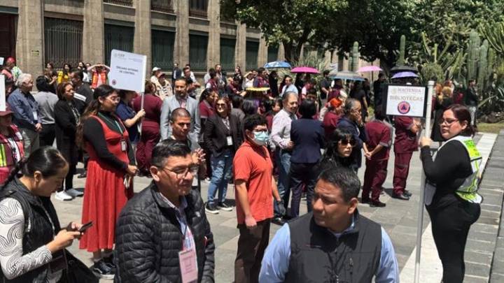 Alerta sísmica en Palacio Nacional por simulacro