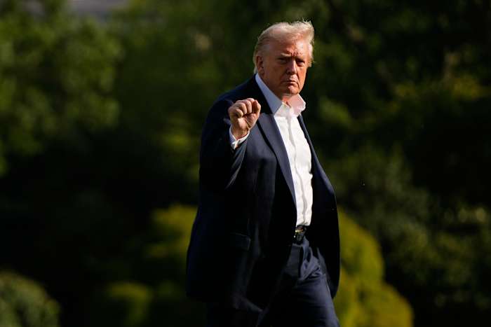 Trump will speak at a hastily-called meeting of top military leaders, AP source says