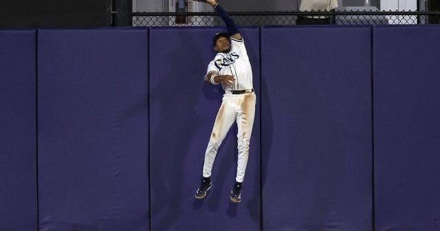 Chandler Simpson robs a homer and drives in go-ahead run as Rays beat Blue Jays 2