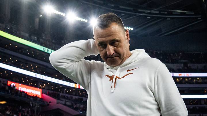 Texas football freshman arrested and charged with DWI