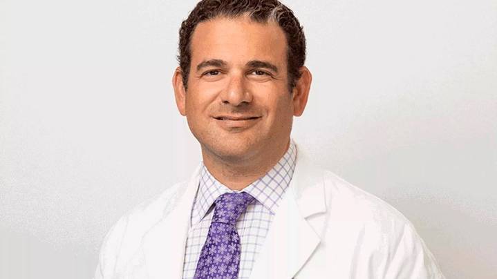 Board urges judge to reject effort by Valley Stream surgeon Dr. Joseph Weinstein, accused of performing unnecessary surgeries, to continue treating accident victims