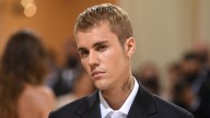 Justin Bieber announces 'Swag ll' will arrive Friday