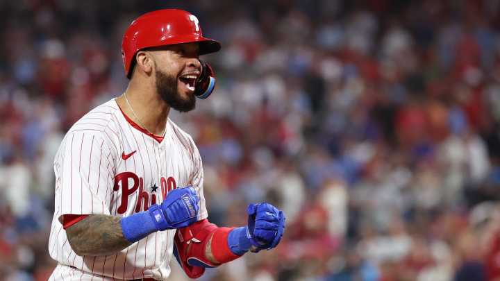 Phillies clinch first-round bye with historic 8