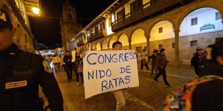 Datum: 85% de peruanos siente vergüenza del Congreso en medio de crisis política y protestas juveniles